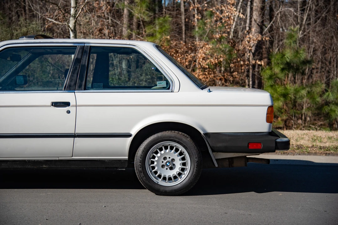 1984 BMW E30 3 Series - Image 13 of 31