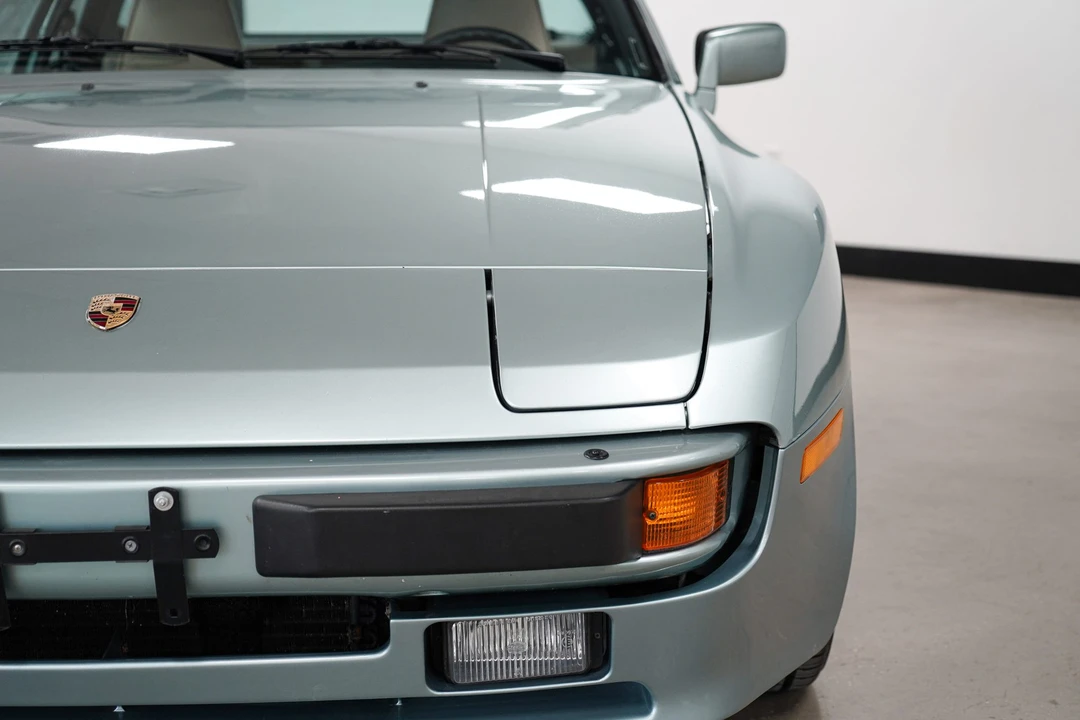 1985 Porsche 944 - Image 18 of 31