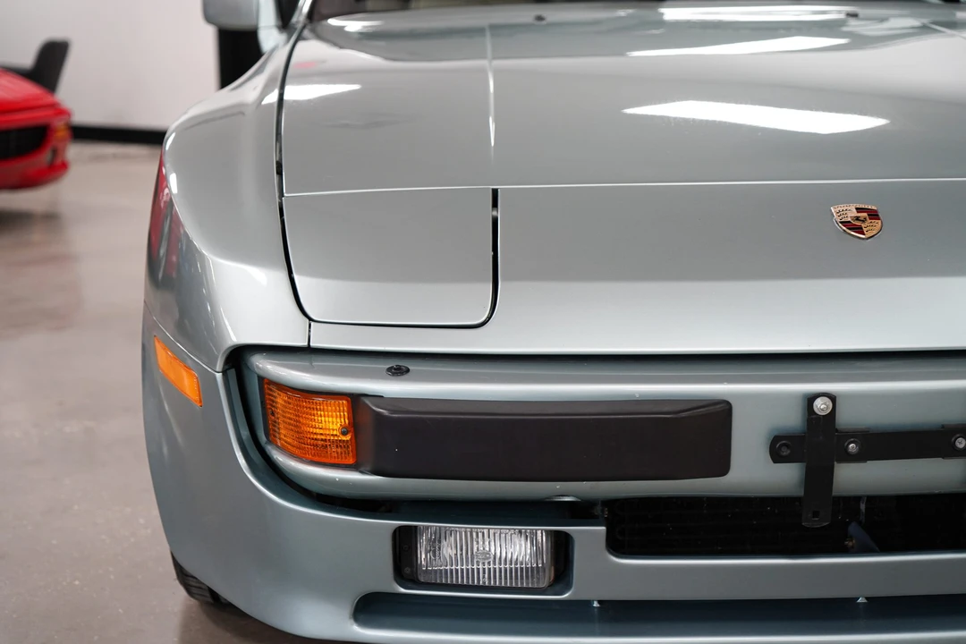 1985 Porsche 944 - Image 20 of 31