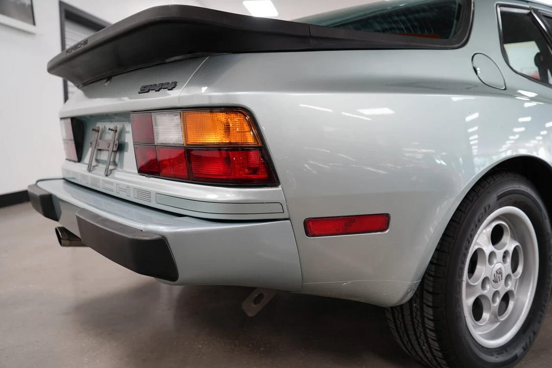 1985 Porsche 944 - Image 23 of 31
