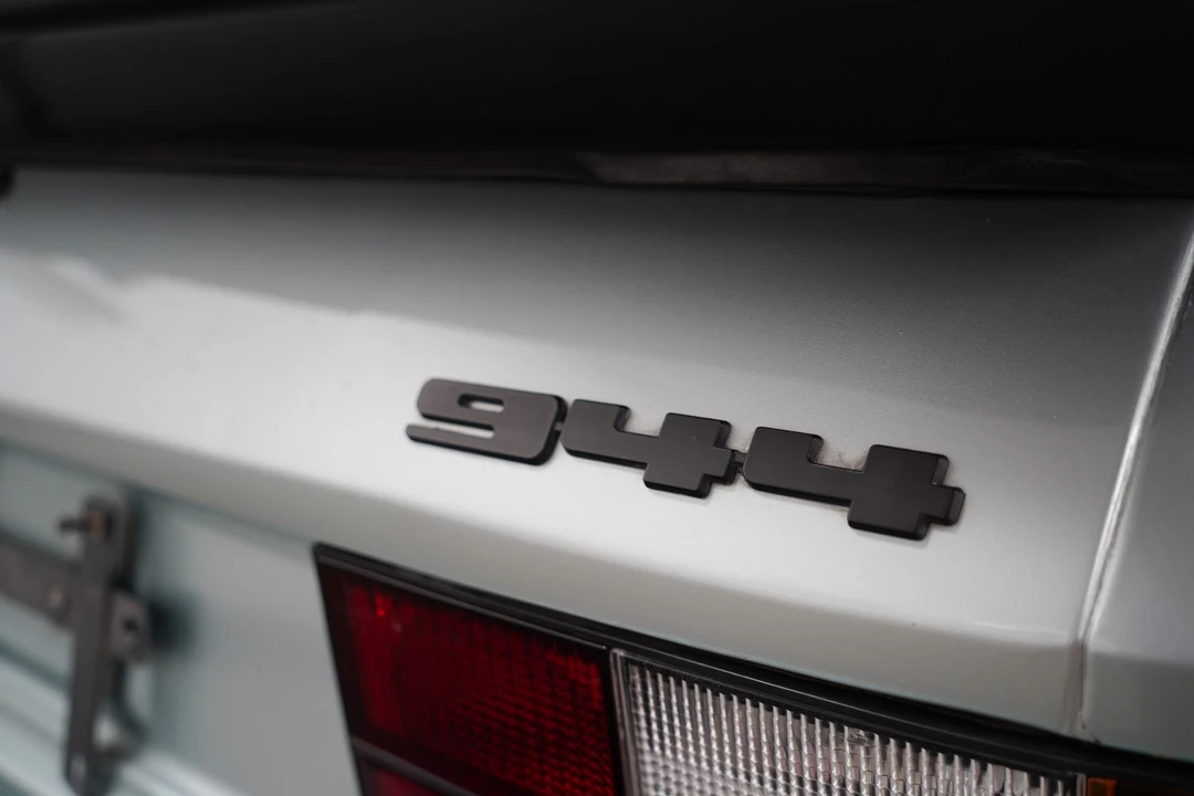 1985 Porsche 944 - Image 27 of 31