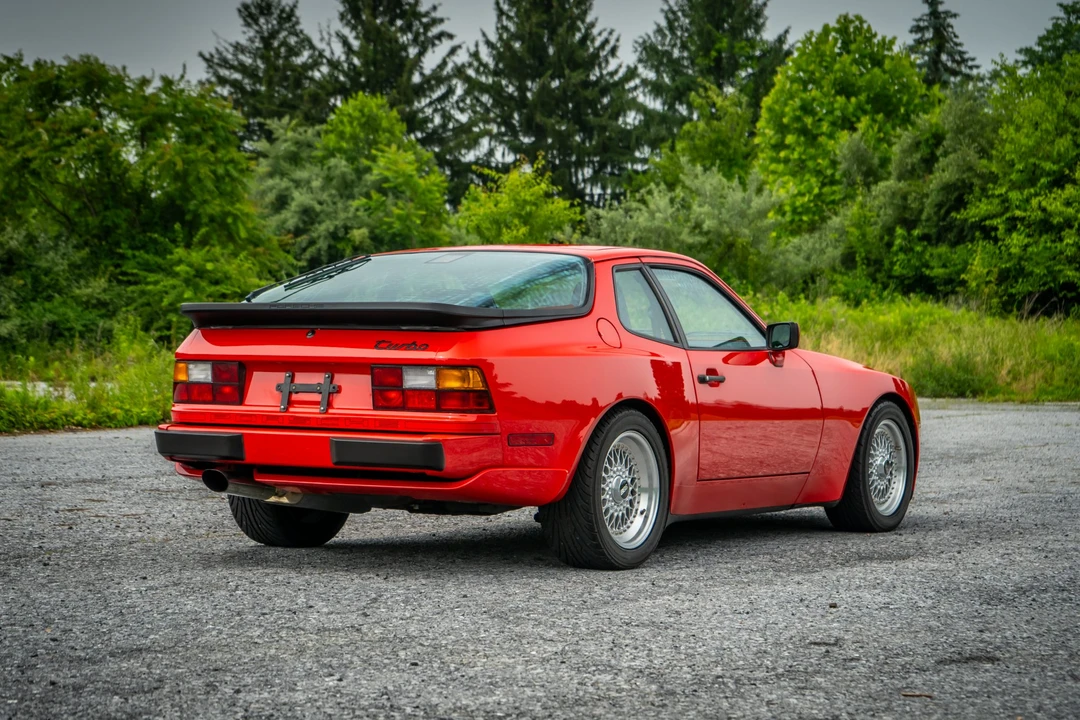 1986 Porsche 944 Turbo - Image 14 of 31