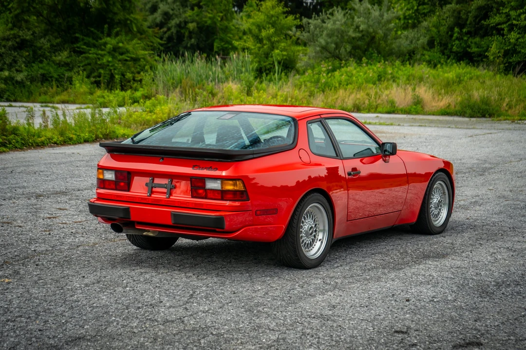 1986 Porsche 944 Turbo - Image 13 of 31