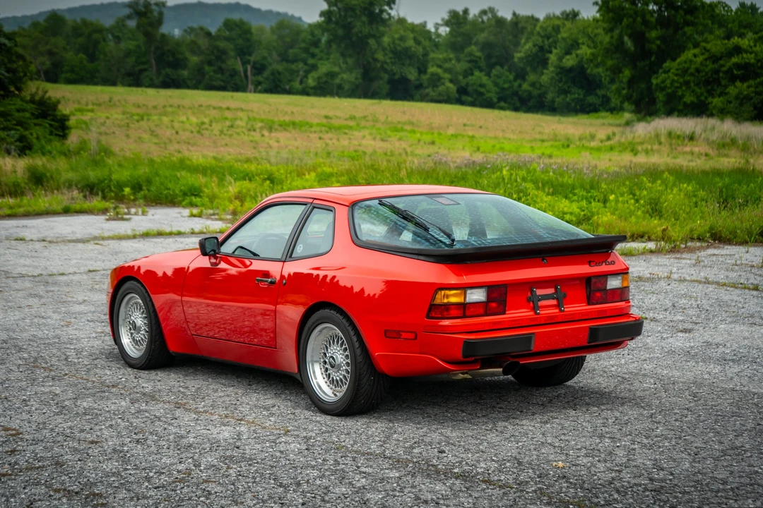 1986 Porsche 944 Turbo - Image 9 of 31