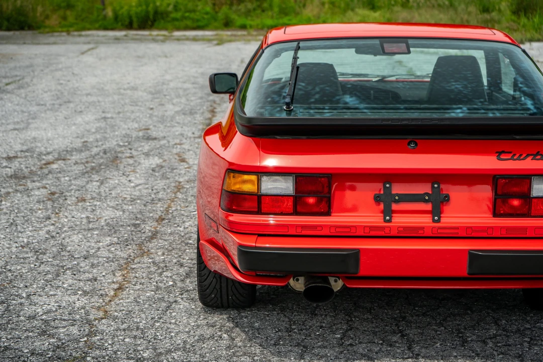 1986 Porsche 944 Turbo - Image 28 of 31