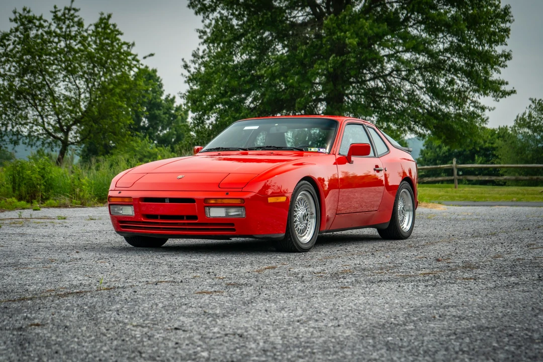 1986 Porsche 944 Turbo - Image 2 of 31