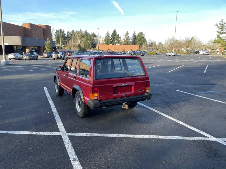 1987 Jeep XJ Cherokee - Image 8 of 31
