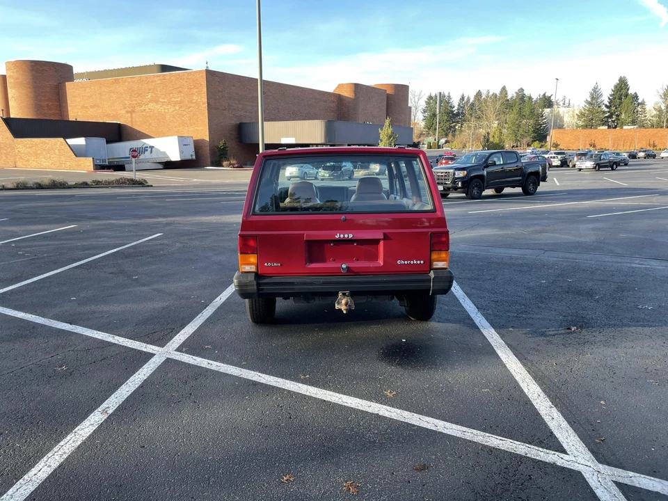 1987 Jeep XJ Cherokee - Image 9 of 31