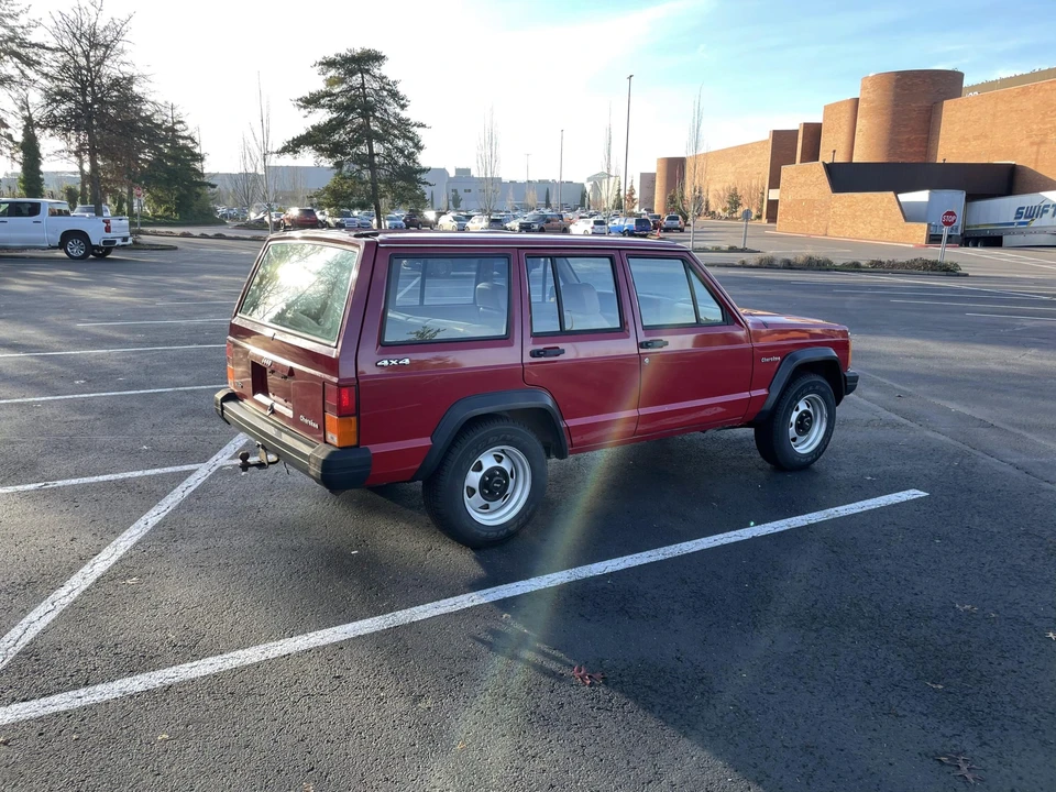 1987 Jeep XJ Cherokee - Image 12 of 31