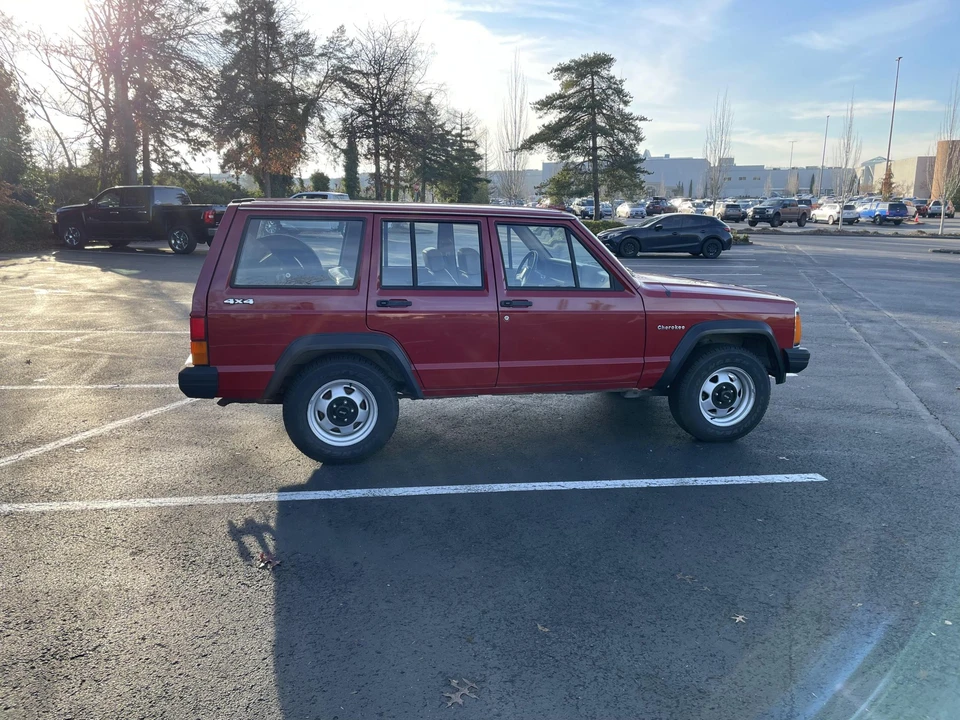 1987 Jeep XJ Cherokee - Image 13 of 31