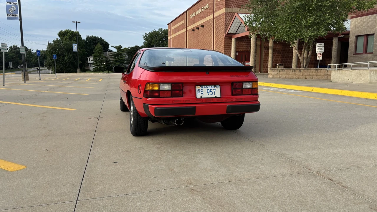 1987 Porsche 924 S - Image 14 of 31