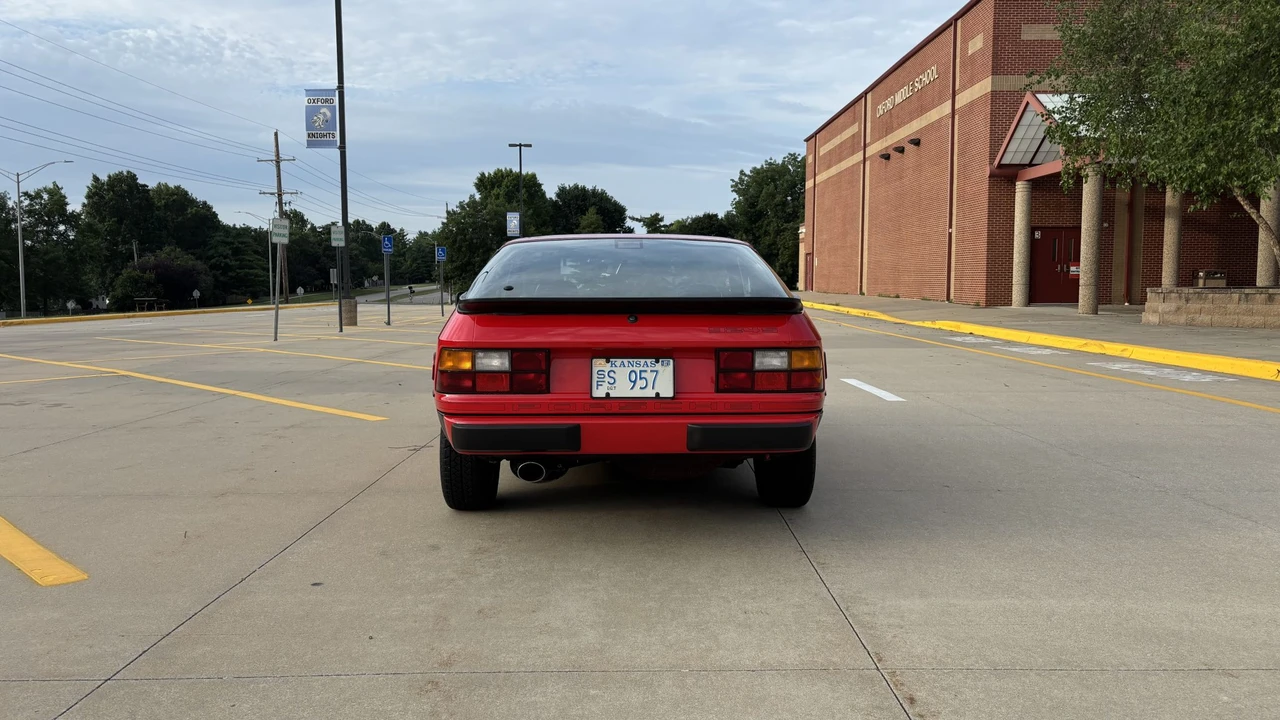 1987 Porsche 924 S - Image 13 of 31
