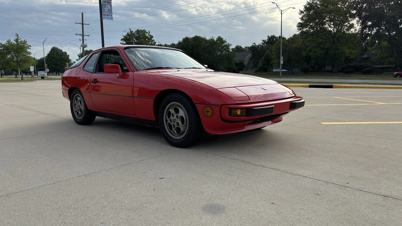 1987 Porsche 924 S - Image 6 of 31