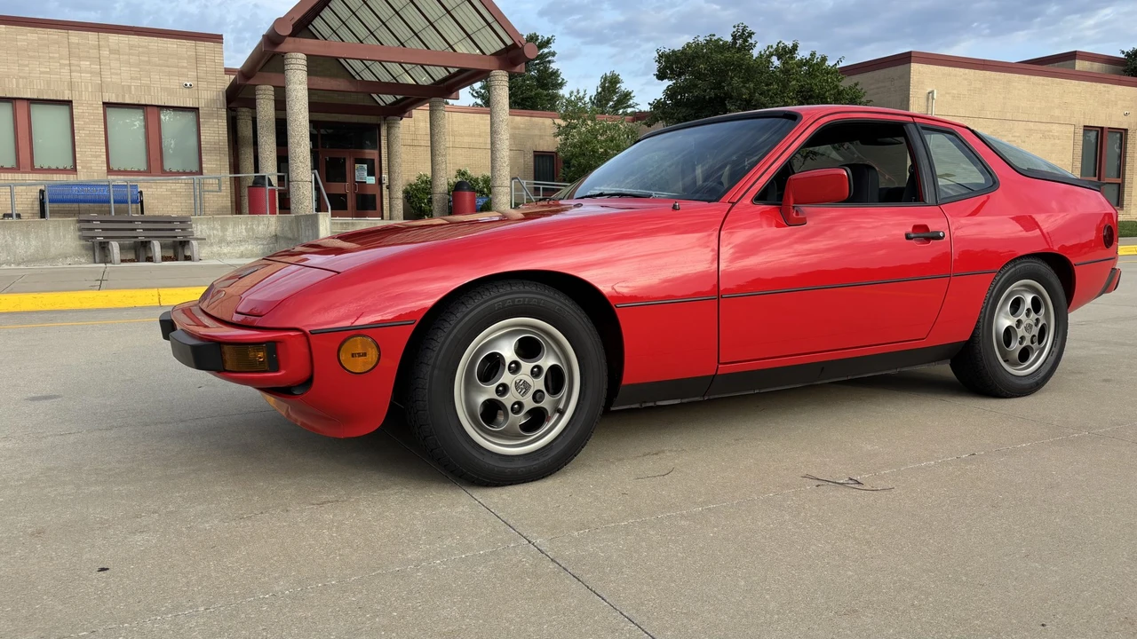 1987 Porsche 924 S - Image 18 of 31