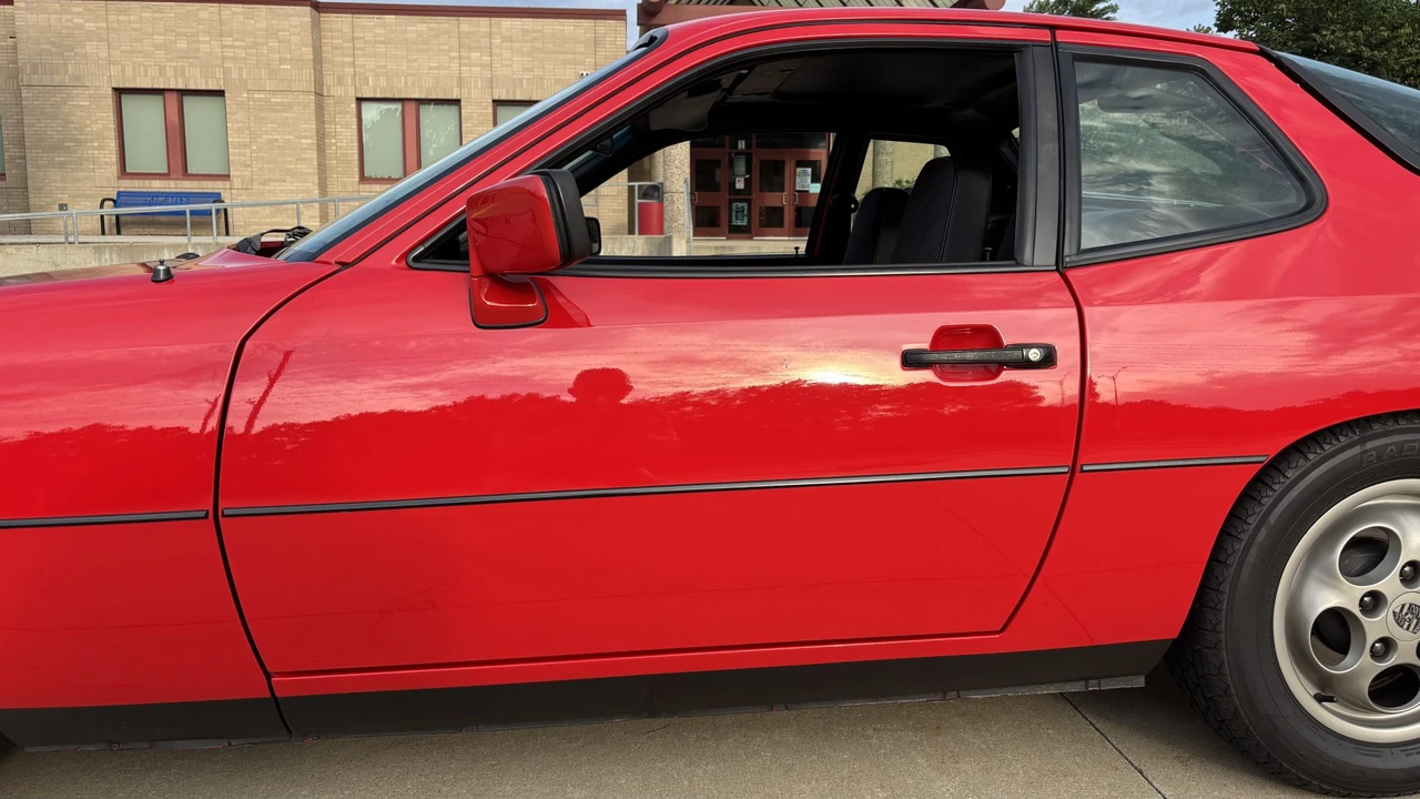 1987 Porsche 924 S - Image 22 of 31