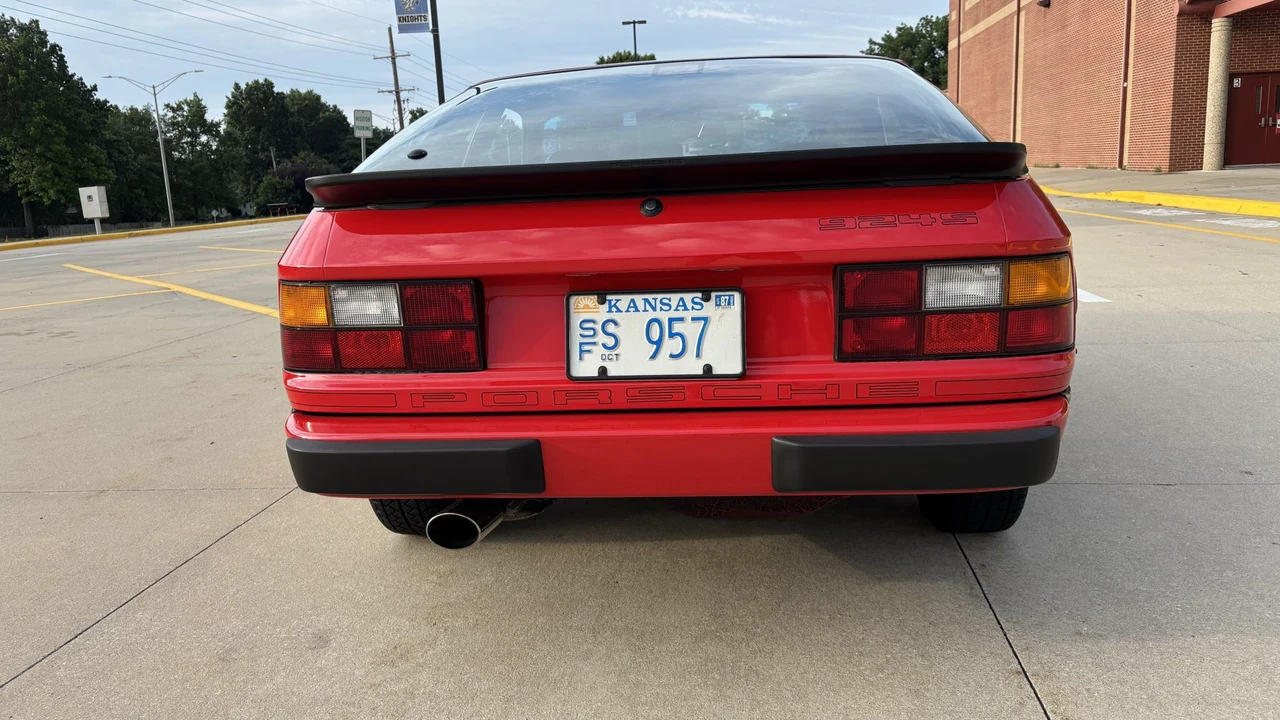 1987 Porsche 924 S - Image 28 of 31