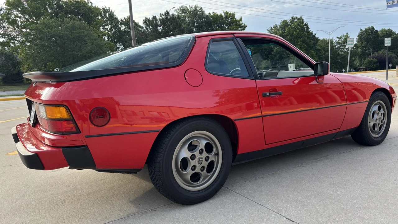 1987 Porsche 924 S - Image 31 of 31