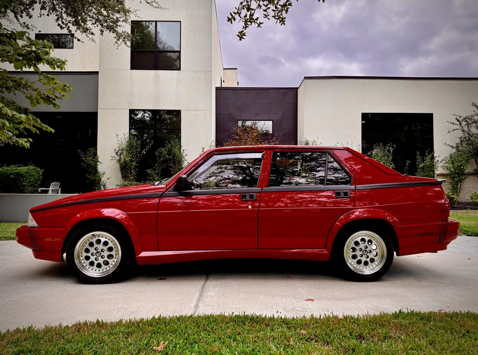 1988 Alfa Romeo 75/Milano - Image 7 of 31