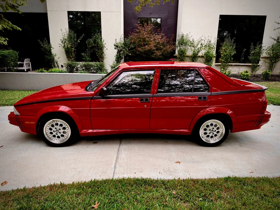1988 Alfa Romeo 75/Milano - Image 6 of 31