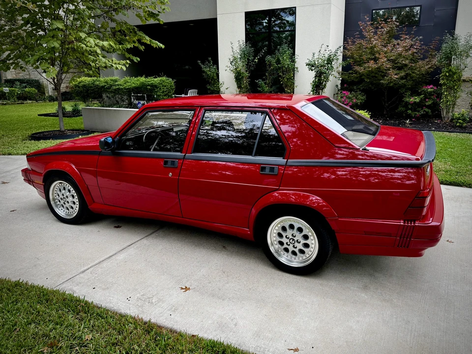 1988 Alfa Romeo 75/Milano - Image 9 of 31