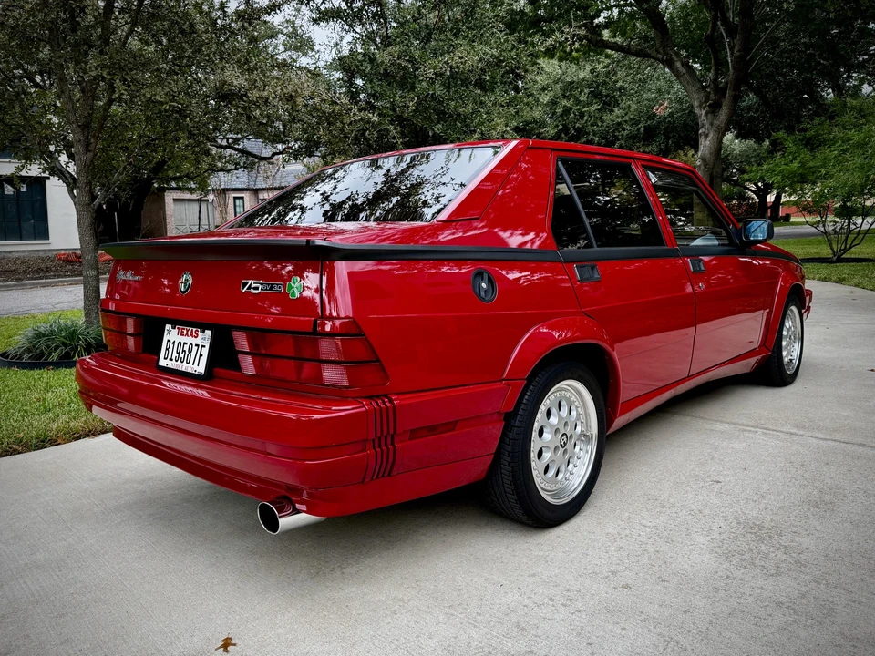 1988 Alfa Romeo 75/Milano - Image 14 of 31