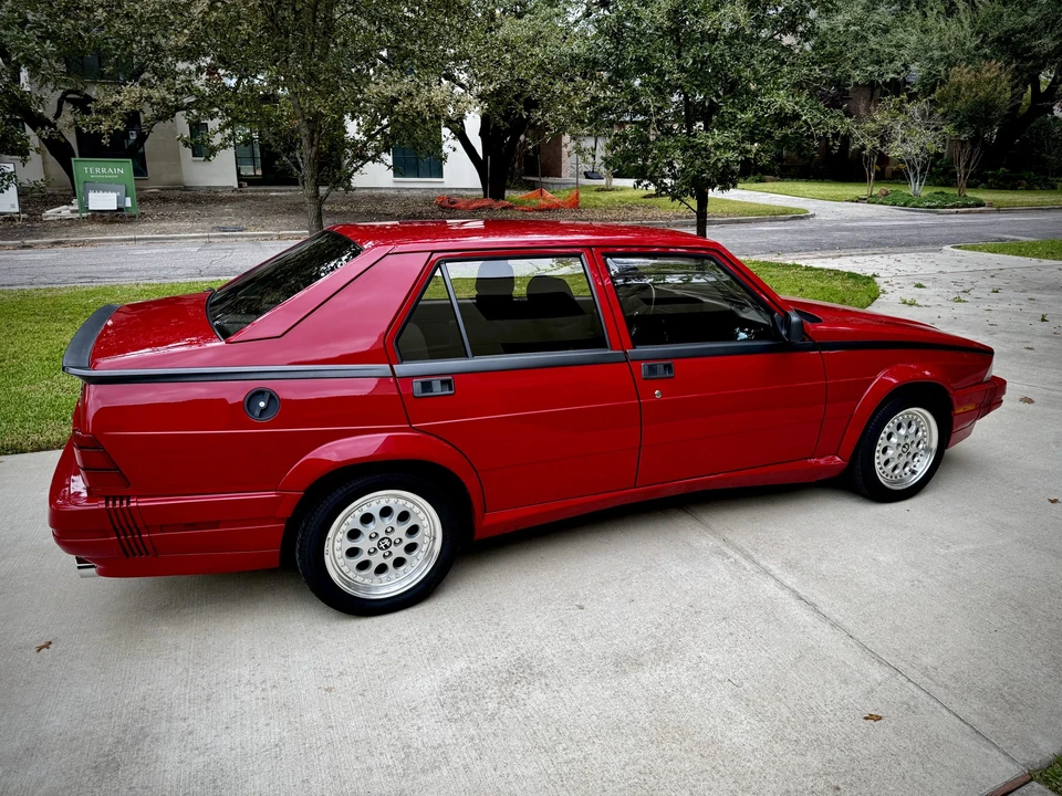 1988 Alfa Romeo 75/Milano - Image 16 of 31