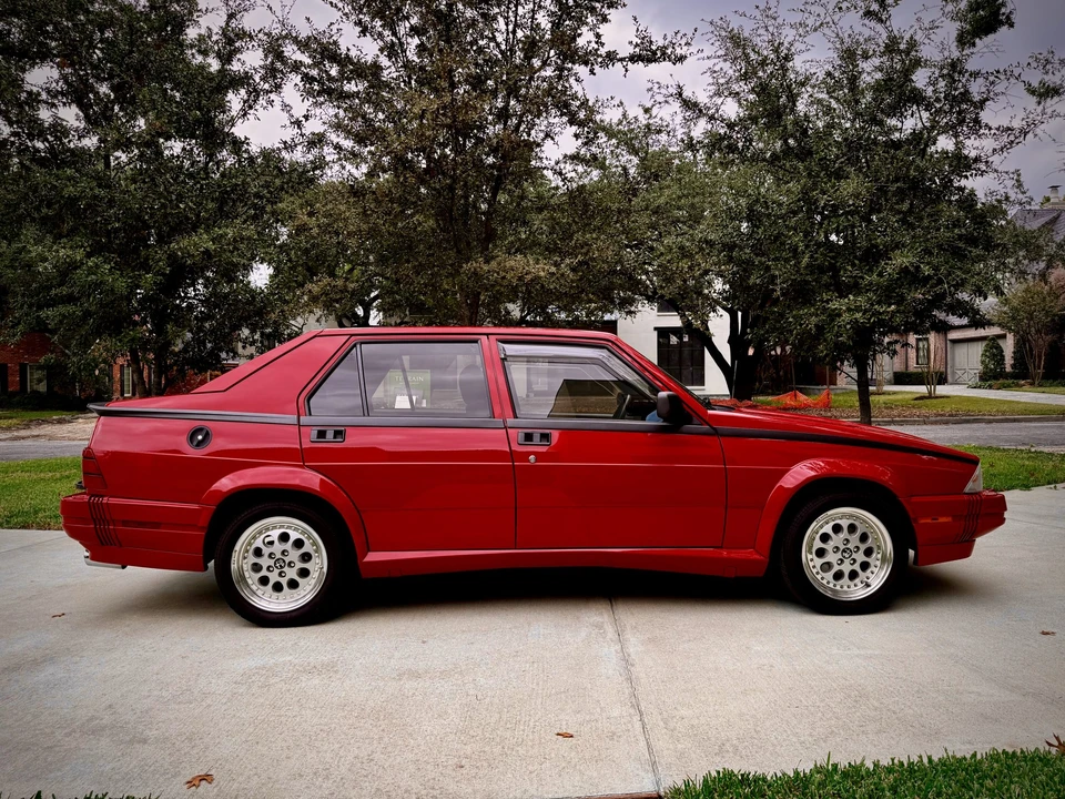 1988 Alfa Romeo 75/Milano - Image 18 of 31