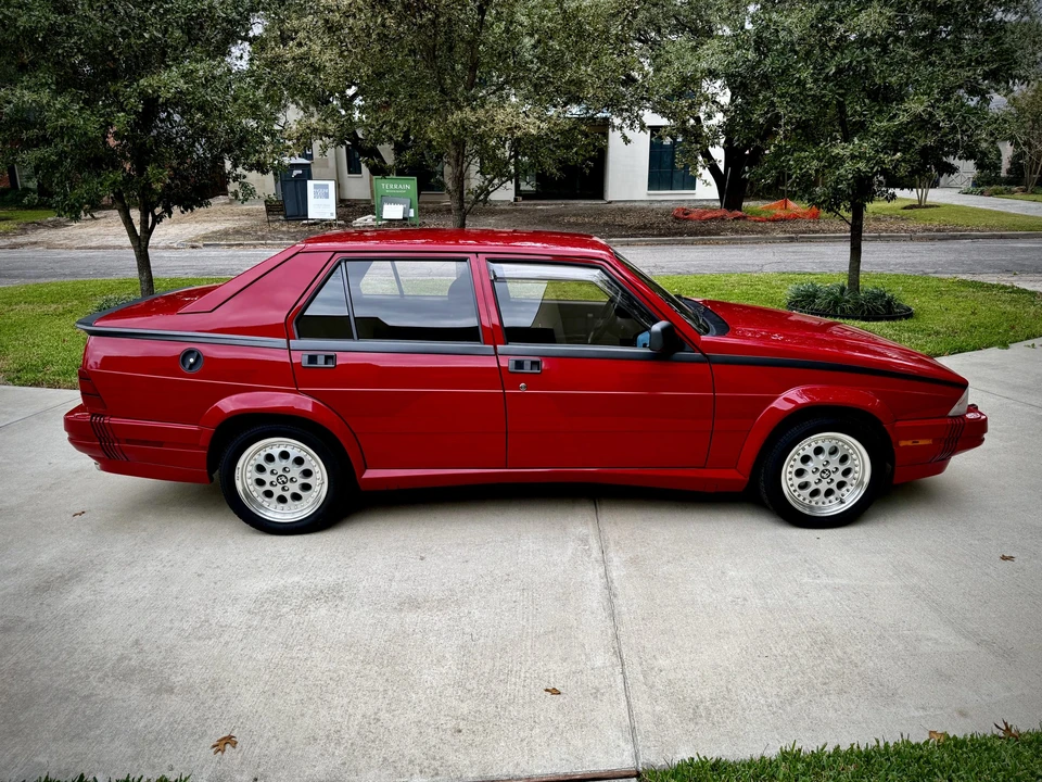 1988 Alfa Romeo 75/Milano - Image 19 of 31