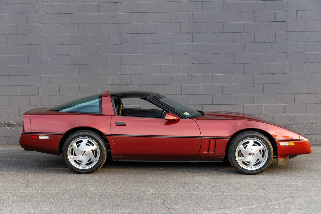 1988 Chevrolet Corvette C4 - Image 15 of 31