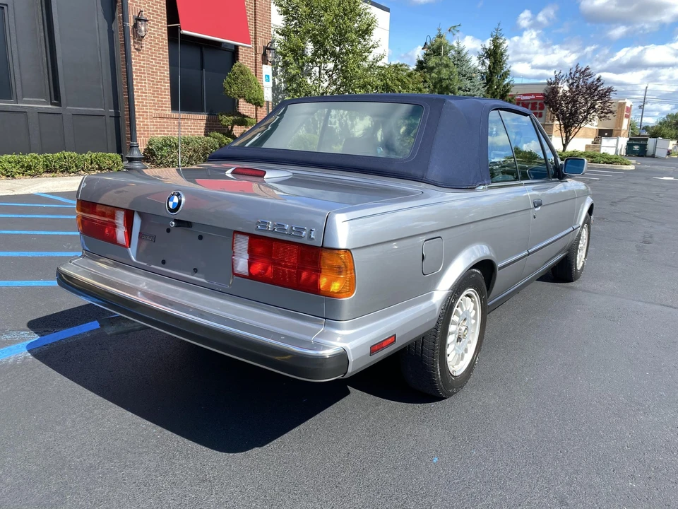 1989 BMW E30 3 Series - Image 12 of 31