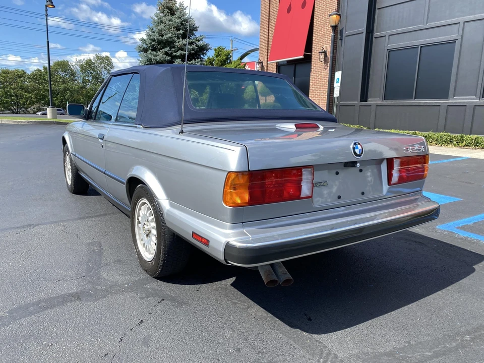 1989 BMW E30 3 Series - Image 17 of 31
