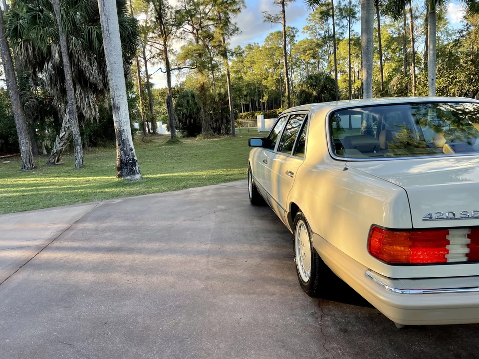 1989 Mercedes-Benz W126 S-Class Sedan - Image 26 of 31