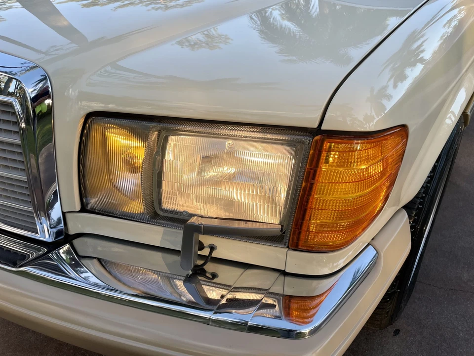 1989 Mercedes-Benz W126 S-Class Sedan - Image 23 of 31