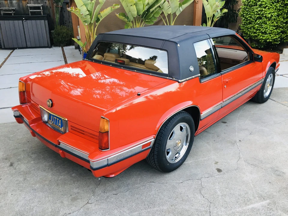 1990 Cadillac Eldorado 11th Gen - Image 26 of 31