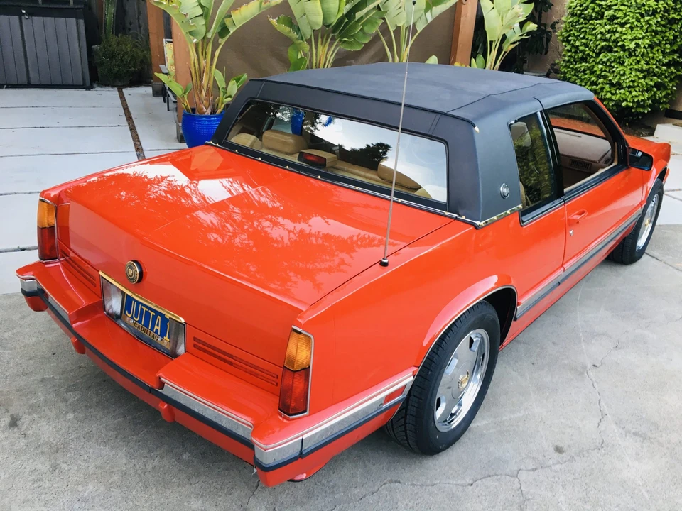 1990 Cadillac Eldorado 11th Gen - Image 21 of 31