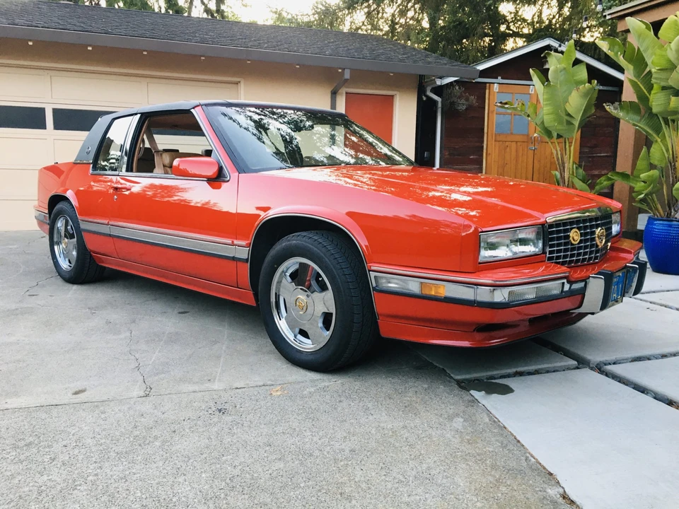 1990 Cadillac Eldorado 11th Gen - Image 17 of 31