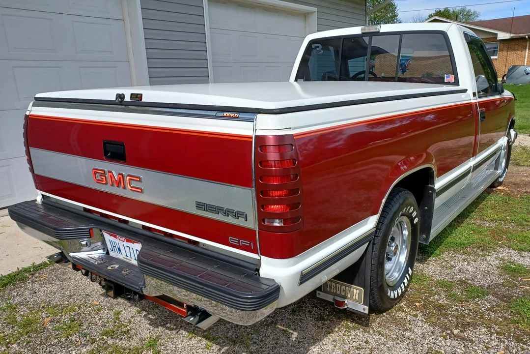 1990 GMC Sierra 1st Gen - Image 11 of 31