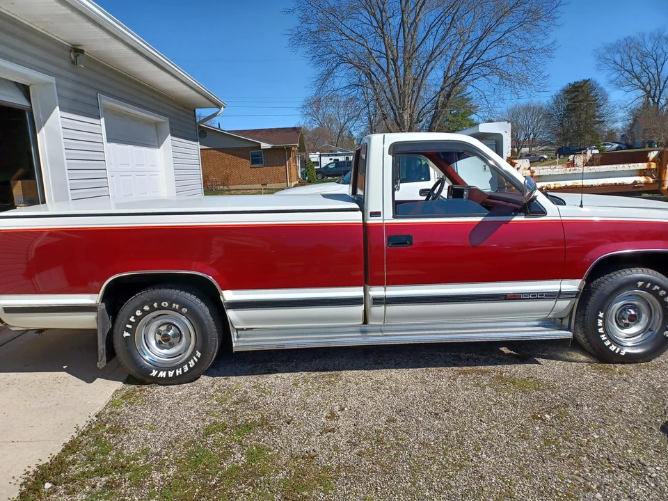 1990 GMC Sierra 1st Gen - Image 14 of 31