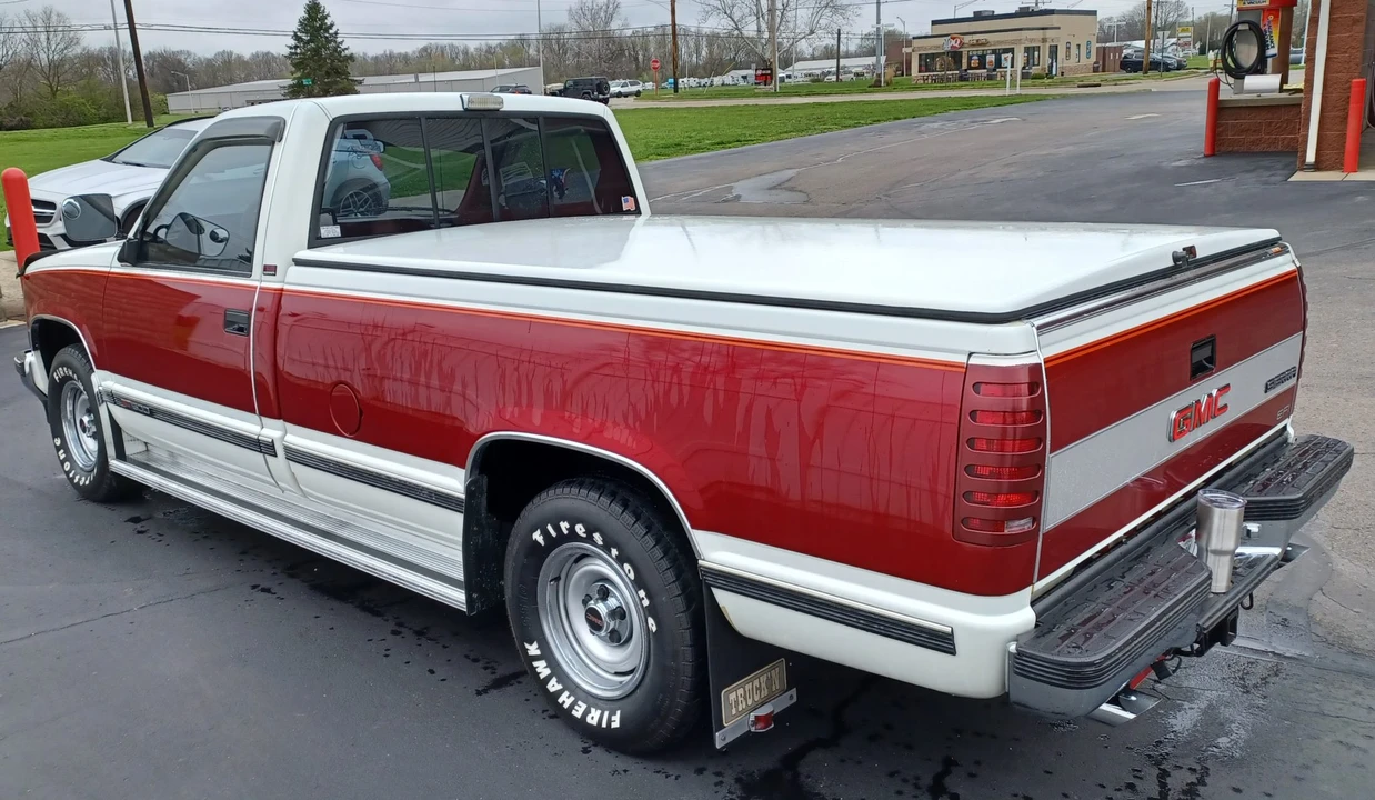 1990 GMC Sierra 1st Gen - Image 6 of 31