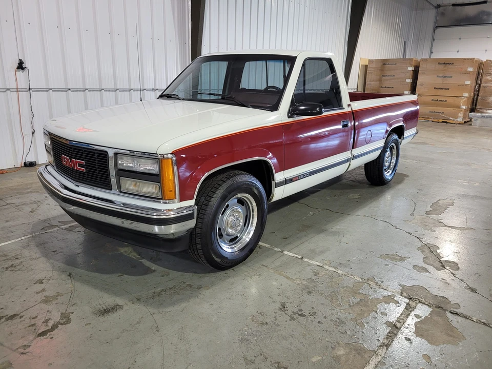 1990 GMC Sierra 1st Gen - Image 5 of 31