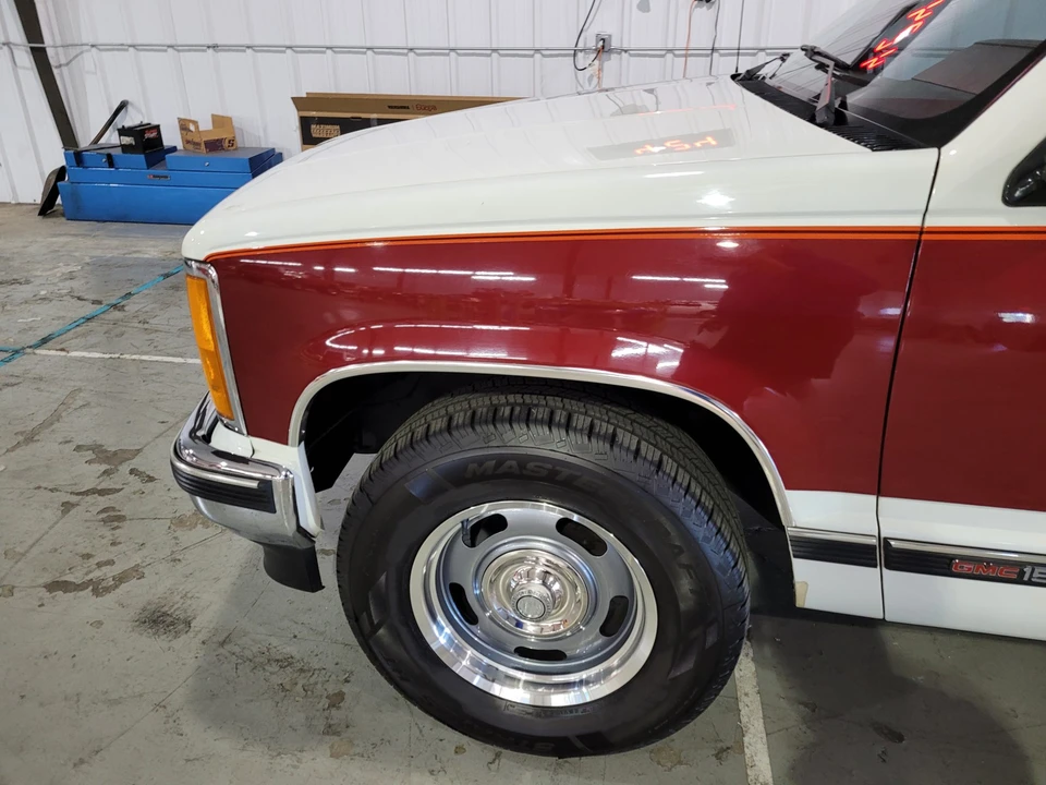 1990 GMC Sierra 1st Gen - Image 18 of 31