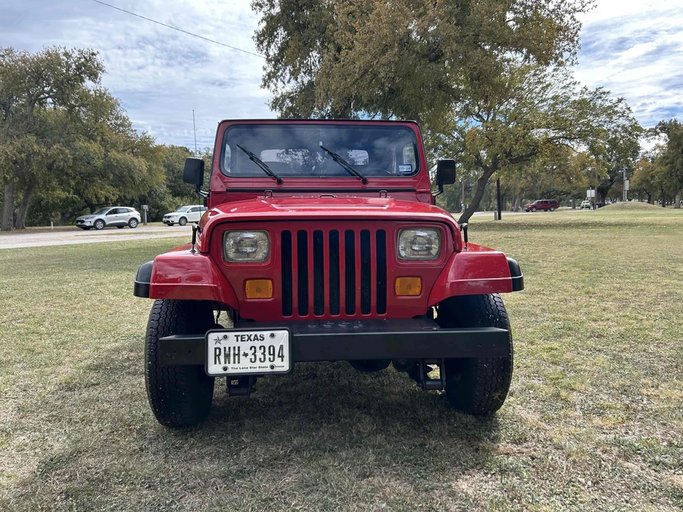 1990 Jeep YJ Wrangler - Image 19 of 31