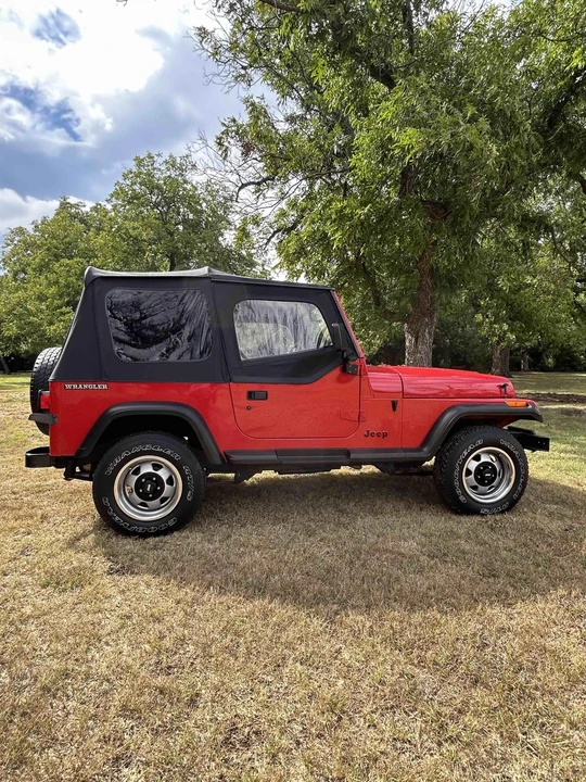 1990 Jeep YJ Wrangler - Image 9 of 31