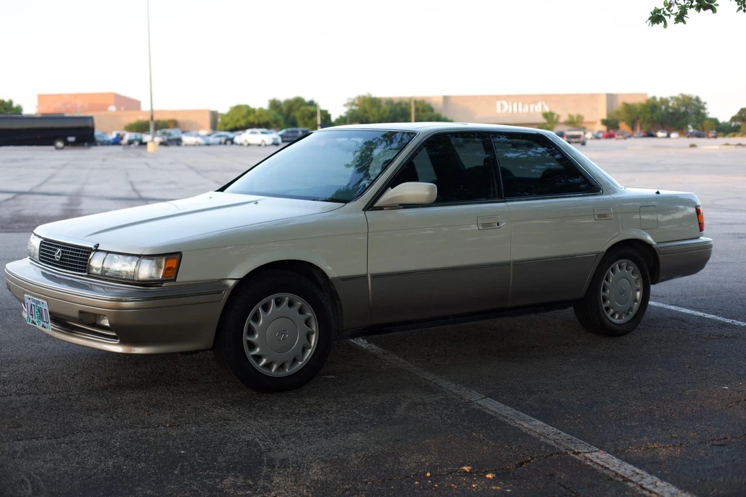 1990 Lexus ES 1st Gen - Image 4 of 31