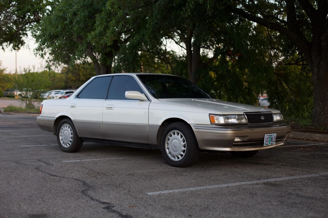 1990 Lexus ES 1st Gen - Image 14 of 31