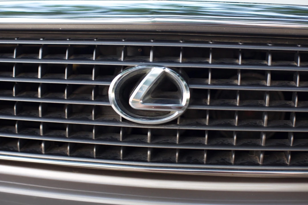1990 Lexus ES 1st Gen - Image 21 of 31