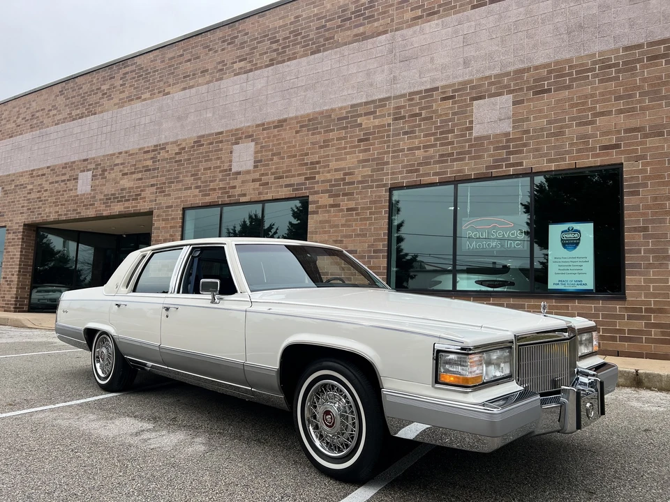 1991 Cadillac Brougham - Image 5 of 31