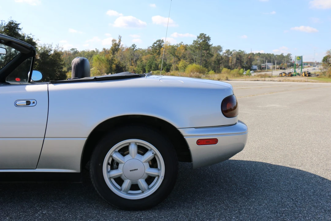 1992 Mazda NA MX-5 Miata - Image 20 of 31