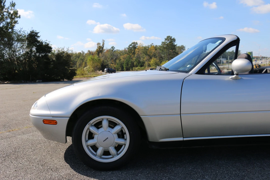 1992 Mazda NA MX-5 Miata - Image 18 of 31