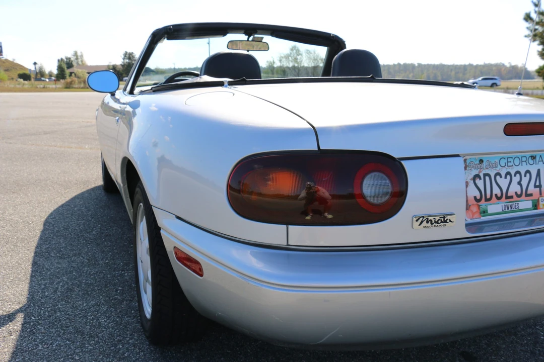 1992 Mazda NA MX-5 Miata - Image 21 of 31